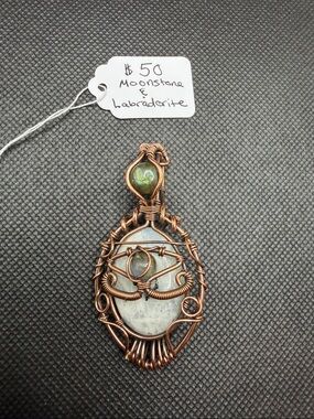 Handcrafted Copper Wire Moonstone & Labradorite Pendant 2.5”